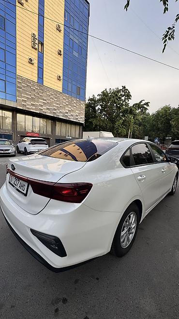 kia ceed: Kia Cerato: 2018 г., Автомат, Бензин, Седан — 8