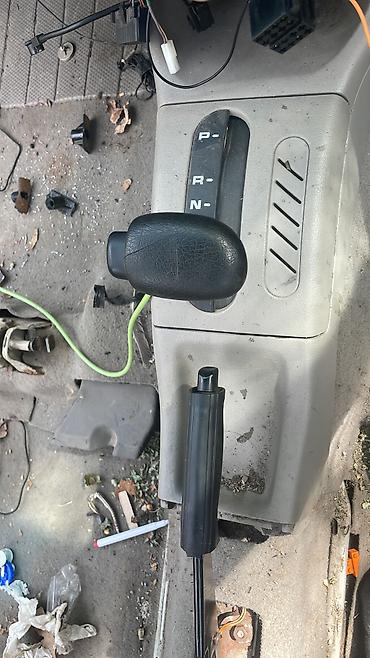 Другие автозапчасти: Запчасти на венто 4 эшик Торпеда Багаж Супорт Автомат коробканын — 12