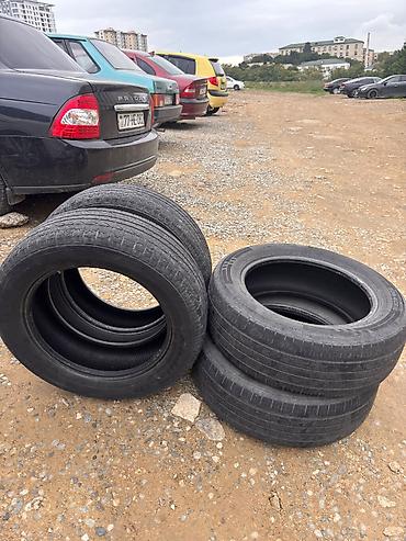 traktor diski: Avtomobil şinləri dəsti - Ölçü: 235/60 R18 (yan divarda qeyd olunub) — 2