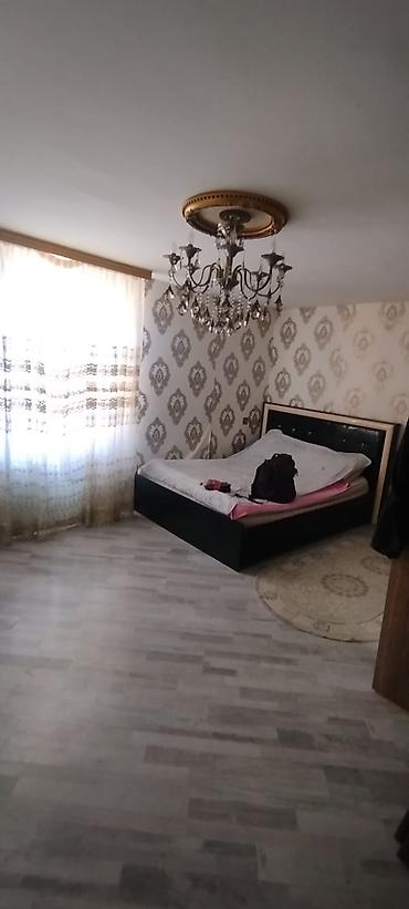 semkir ev satisi: 1.5 sotda 1 otaq əşyalı həyət evi .məktəbə 15 m məsafədə yola ve — 5