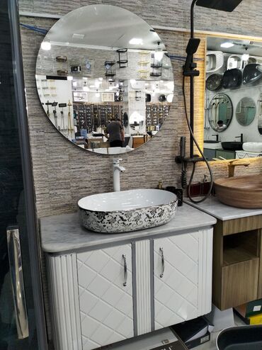 hamam tuju: – Hamam mebeli dəsti – • Üst qab lavabolu konsol: mərmər effekti verən