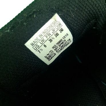 Women's Sneakers and athletic shoes: Adidas, 39 — 9