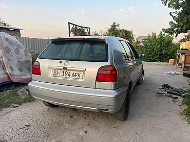 golf b4: Volkswagen Golf: 1994 г., 2 л, Механика, Бензин, Хэтчбэк — 3