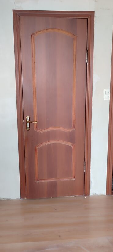 двери для ванной комнаты: Б/у, Самовывоз