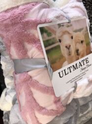 Одеяла и пледы: Плед, Новый, Все сезоны, Двусторонний, Плюшевый — 36