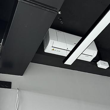 Аренда офисов: Аренда офисов, 178 м², В торговом центре, С видом на горы, С оборудованием, С отдельной кухней — 9