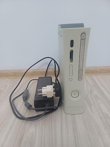 xbox 360 buy: Xbox 360 oyun konsolu seti. 1 ədəd oyun hədiyyə ediləcək.Real alıcıya — 3