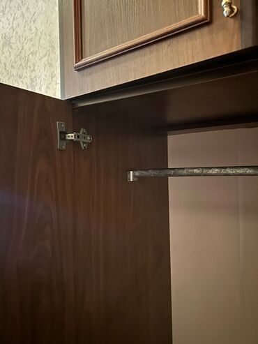 Dolablar: İşlənmiş, 4 qapılı Düz dolab, Qarderob, paltar dolabı — 7