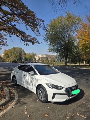 нижний рычаг на хонду аккорд 6: Hyundai Elantra: 2020 г., 1.6 л, Автомат, Электромобиль, Седан