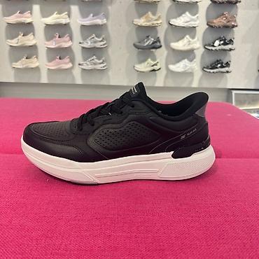 Кроссовки и спортивная обувь: Мужские кроссовки, 41, Skechers, Новый, цвет - Черный, Самовывоз, Платная доставка — 1