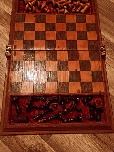 Şahmatlar: Taxta şahmat dəsti – qutulu, əl işinə bənzər klassik model — 5