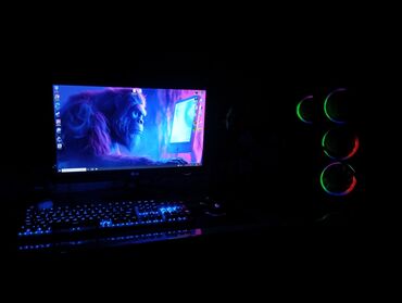 Masaüstü kompüterlər və iş stansiyaları: --- Satılır Kompüter Nvdia: 1080 Ti video kart İşlemci: Intel Core