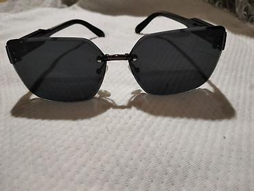 Eynəklər: Gün eynəyi, Gucci — 4
