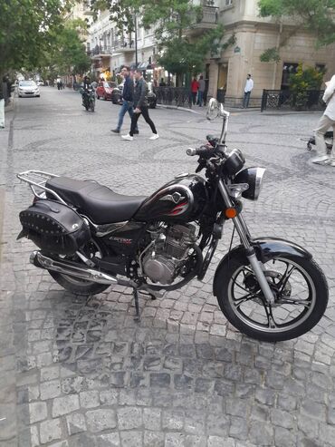 motosiklet moped: Haojue - 1, 130 sm3, 40000 km