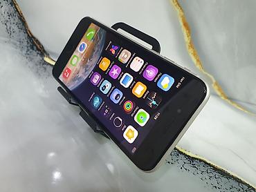 Apple iPhone: IPhone SE 2020, Б/у, 64 ГБ, Белый, 76 % — 9