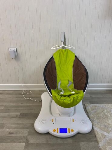 Nənnilər: Mamaroo firmasi. Cox az işlənib yaxşı vəziyyətdədir