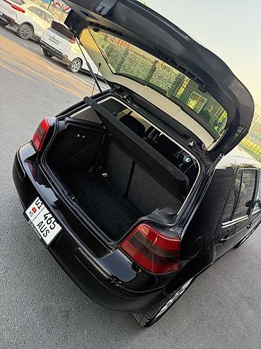 2 8: Volkswagen Golf: 2002 г., 2 л, Автомат, Бензин — 7