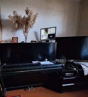 Musiqi alətləri: 160 manata profesional sinfinə aid Кузбас pianino. Tam işlək — 3