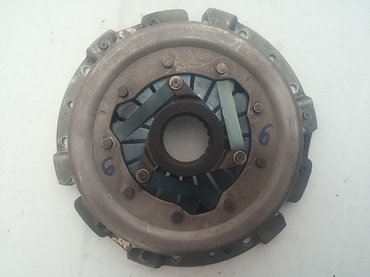 Auto delovi: Korpa kvačila lada karavan, lada niva 1. 6 i stariji modeli lada — 1