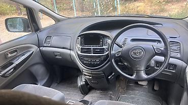 camry 79: Toyota Estima: 2003 г., 2.9 л, Автомат, Бензин, Минивэн — 10
