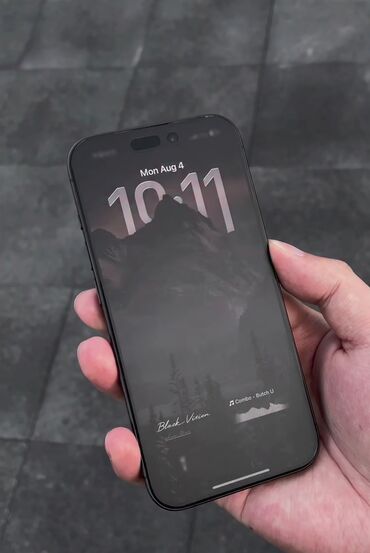 Motorola: IPhone 17, 256 ГБ, Desert Titanium, Гарантия