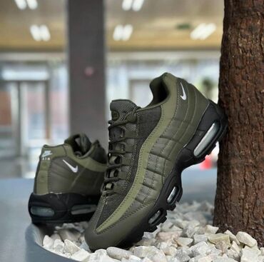 Sneakers & Athletic Shoes: NIKE Air max 95 Jungle Green Imam 300 Nike stilova. Svi proizvodi su