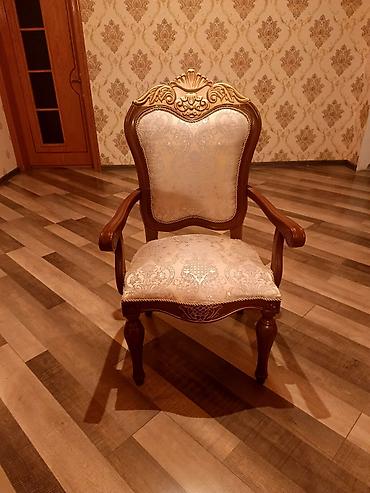 mebel malaziya: Qonaq otağı üçün, Yeni, Açılan, Dördbucaq masa, 8 stul — 2