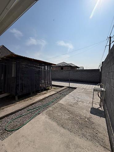 Продажа коттеджей и домов: 🔥Продается Дом 📍восточный г.Бишкек 🔹Ж/м Биримдик-Кут 🔹22м-20м 🔺 Все — 21