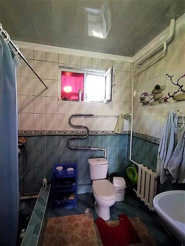 Продажа коттеджей и домов: 4 комнаты, 111 м², 6 соток, Бишкек, Кара-Жыгач ж/м Риэлтор — 11