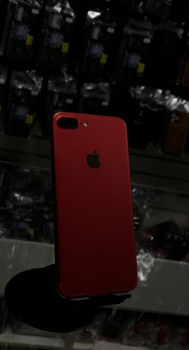 IPhone 7 Plus, Б/у, 32 ГБ, Красный, Защитное стекло, 100 %