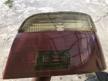 Другие автозапчасти: Задные фара е39 срочно