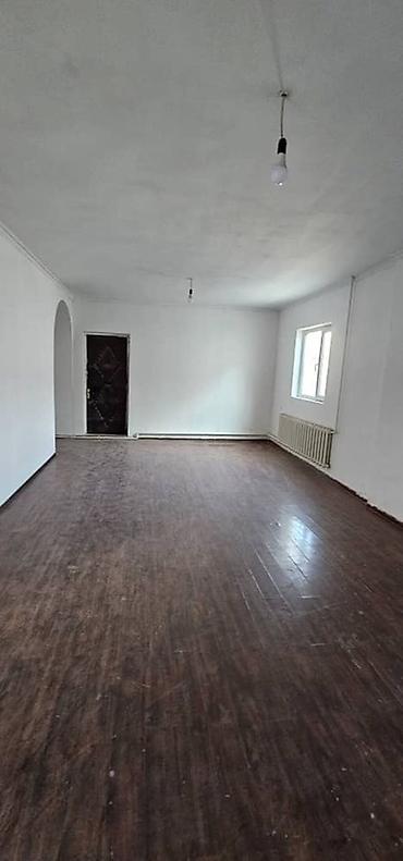 Продажа коттеджей и домов: 6 комнат и более, 410 м², 6 соток, Бишкек, Собственник — 20