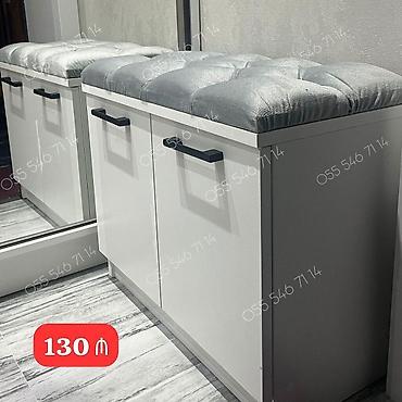 Ayaqqabı dolabları: Yumuşaq oturacaq yastığı ilə dəhliz üçün şkaf-oturacaq kombini — 1