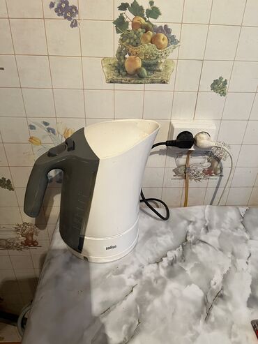 чайник электрический: Продам хороший электрический чайник Braun в хороше и состоянии. Южные