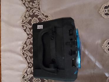 mp 3 player: Daşınan LED işıqlı simsiz akustik sistem - İkili dinamik: Ön hissədə — 2