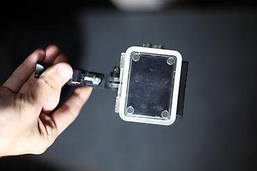 go pro 12: HD 1080p Aksiyon Kamerası + Suya davamlı qoruyucu korpus və montaj — 4