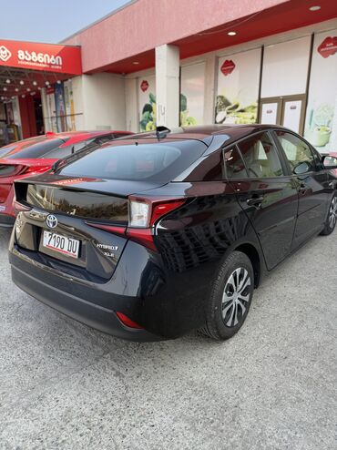 Toyota: Toyota Prius: 2022 г., 1.8 л, Вариатор, Гибрид, Хэтчбэк — 5