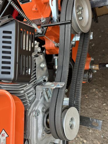 Дизельные мотоблоки: Мотобулок 8л Фреза коплект Бенщинвый Доставка по горду Доставка по — 3