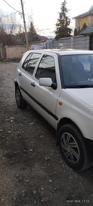 Volkswagen: Volkswagen Golf: 1993 г., 1.8 л, Ручные, Бензин, Хэтчбэк — 3