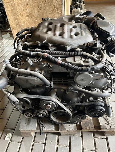 fuga: Двигатель NISSAN Fuga Y50 VQ25 2005 (б/у) — 1