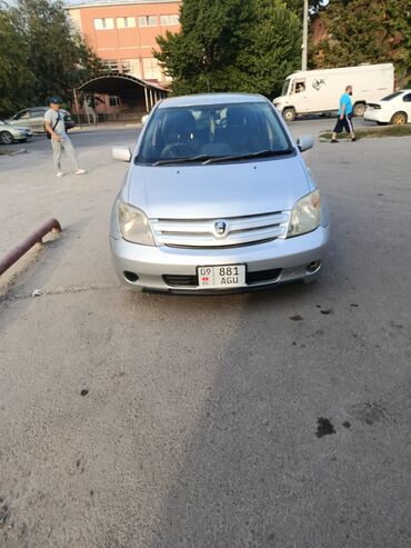 полики для авто бишкек цена: Toyota ist: 2003 г., 1.3 л, Автоматические, Бензин, Хэтчбэк