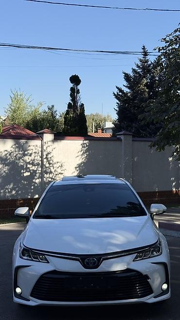 Продажа авто: Toyota Corolla: 2020 г., 1.8 л, Вариатор, Гибрид, Седан — 3