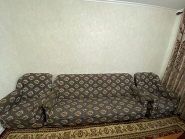 мебель для прихожки: Диван-кровать, цвет - Синий, Б/у