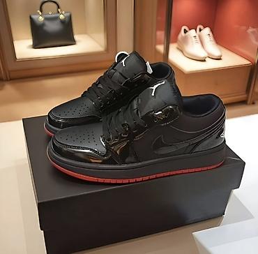 Кроссовки и спортивная обувь: Кроссовки Nike Air Jordan 1 Low - Низкий силуэт на шнуровке — 9