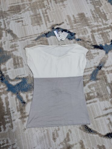 Futbolka və maykalar: Koftalar 5 manatdan.yeni -da lalafo.az — 8 Futbolka və maykalar: Koftalar 5 manatdan.yeni — 8