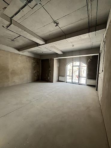 2100: 3 комнаты, 144 м², АУЦА Элитка, 1 этаж, ПСО (под самоотделку) — 1