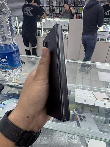 прадаю телефон: Samsung Б/у, 512 ГБ, цвет - Черный, 1 SIM, eSIM — 4