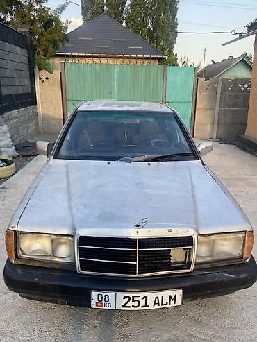 e klass: Mercedes-Benz 190: 1998 г., Седан — 2