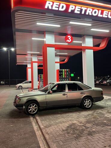 1324 мерседес: Mercedes-Benz S-Class: 1992 г., 2.3 л, Механика, Бензин, Седан