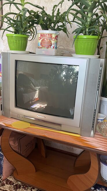 Телевизоры: Продаю рабочий телевизор Panasonic в хорошем состоянии